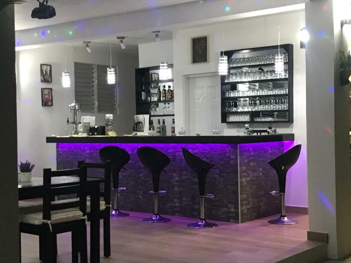 Diamond Hotel Кабарете Екстер'єр фото